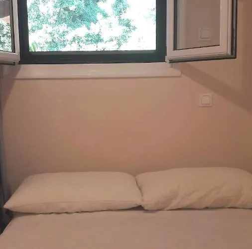 Vardia & * Mikros Gialos